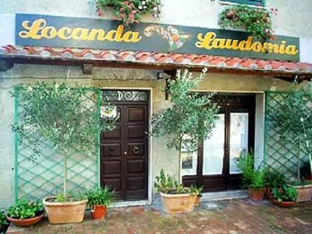 ベッド・アンド・ブレックファスト Locanda Laudomia マンチャーノ