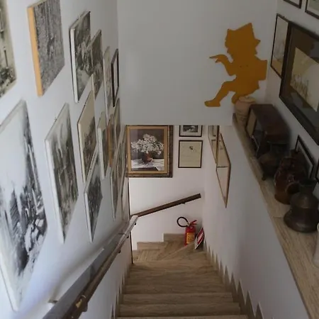 Locanda Laudomia Bed & Breakfast *